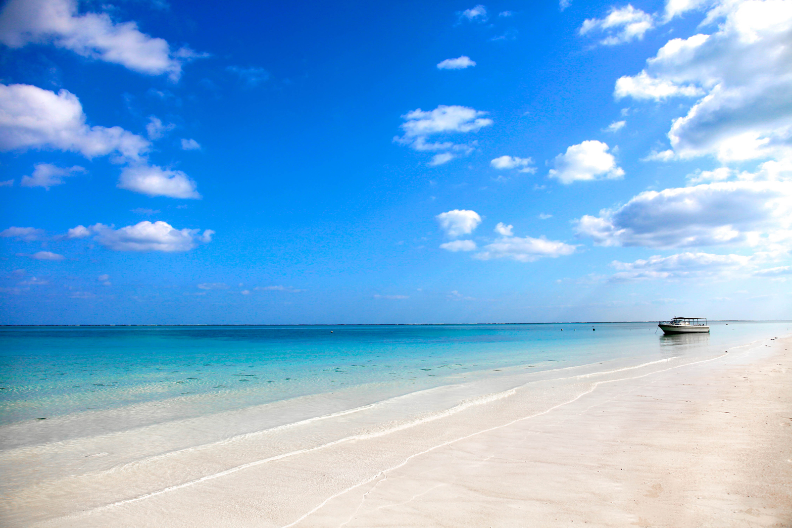 天国のような海と人のあたたかさに癒される久米島 沖縄離島専門の観光情報サイト リトハク