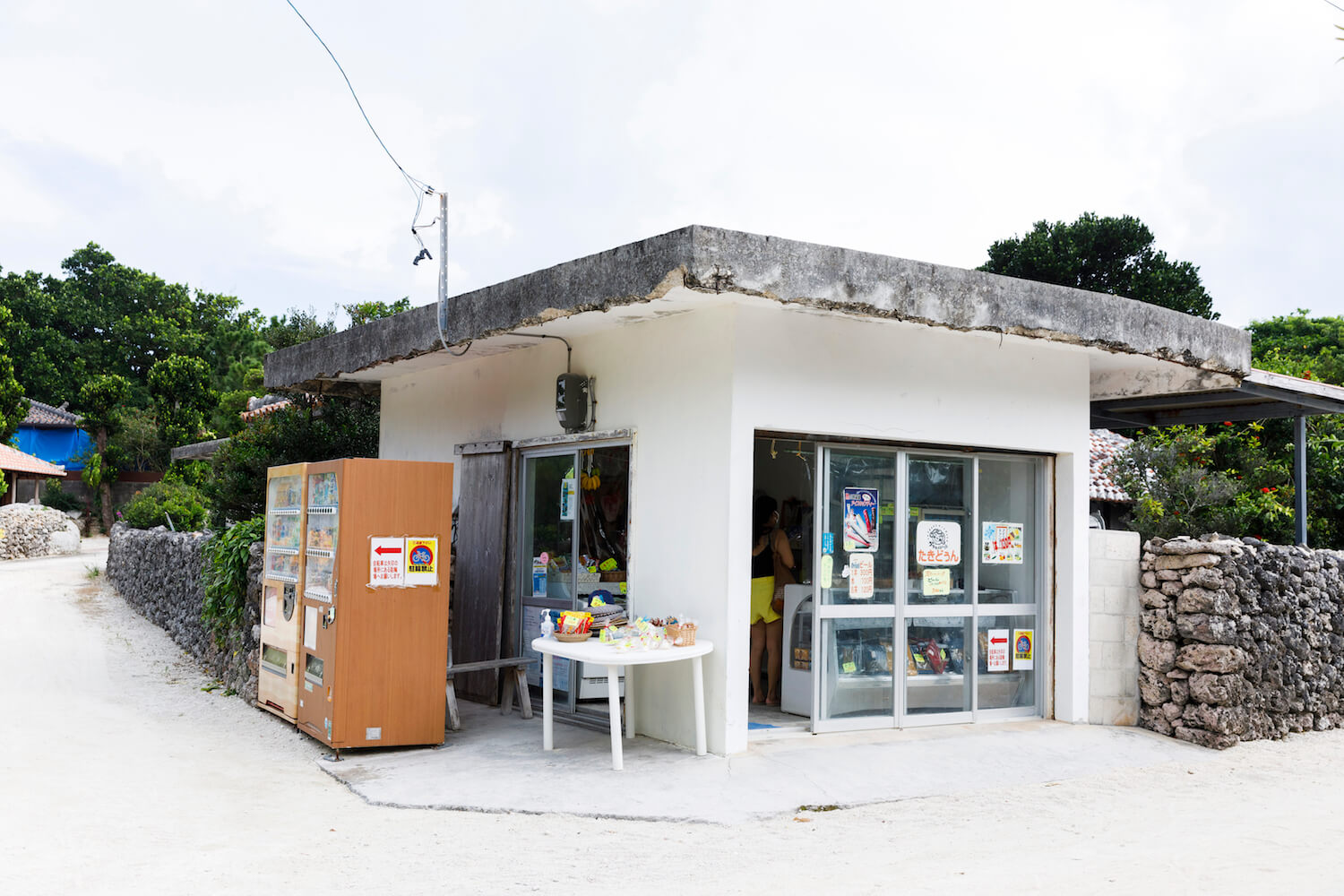 竹富島で暮らすように旅して 唯一無二の魅力を感じる 沖縄離島専門の観光情報サイト リトハク