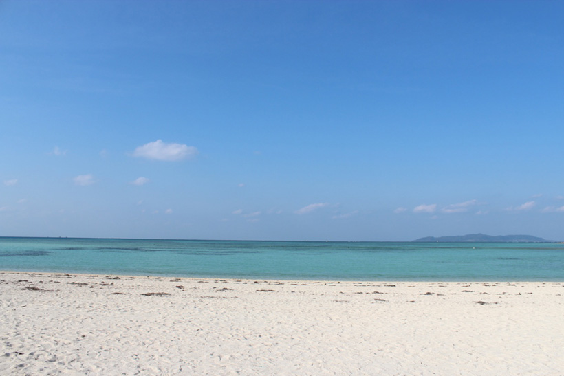 竹富島で見つけたカイジ浜の「星の砂浜」 - 沖縄離島専門の観光情報